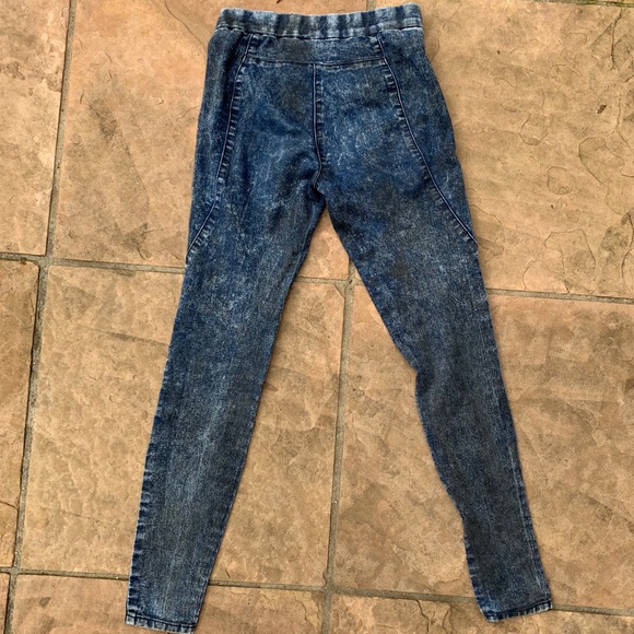 Urban Outfitters acid wash jeggings - Picture 6 of 8